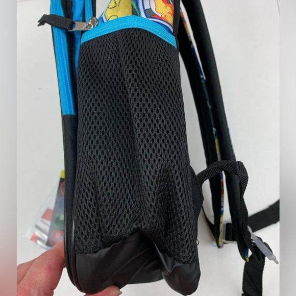 Pokemon Pikachu Backpack Kids 17-Inch Flashing Lights Trading Card Pack Bioworld - Picture 7 of 7